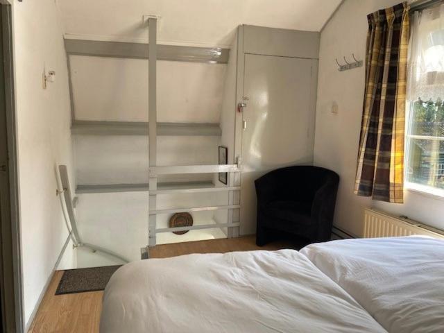 Villa De Ouwe Meulen Bleskensgraaf Habitación foto